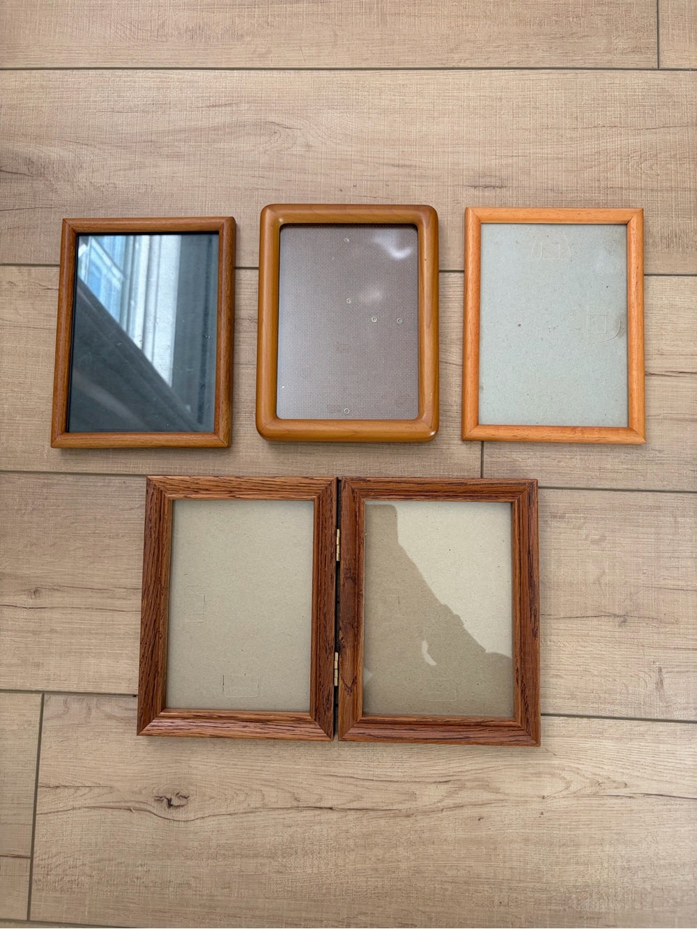 Vintage Wood Picture Frame Lot - Set of 5 (MCM, Boho, Fetco, Folding Frame)